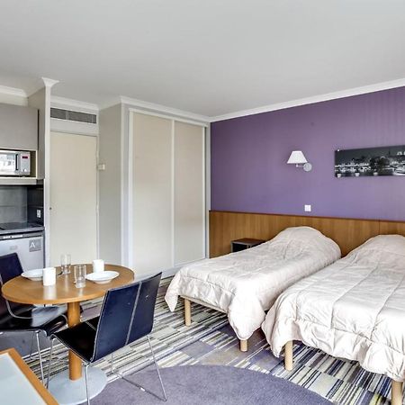 Guestready - Studio Cosy Pres Du Metro Issy-les-Moulineaux Bagian luar foto