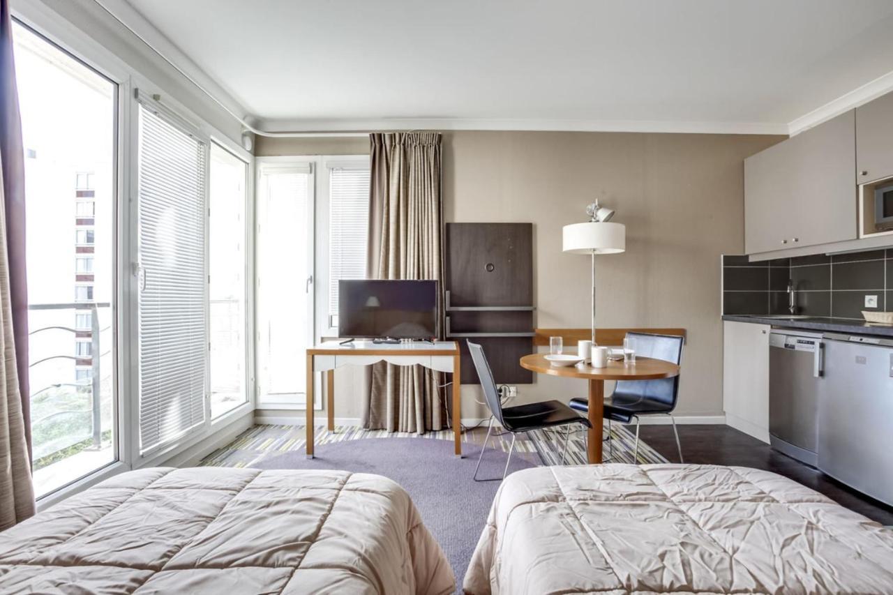 Guestready - Studio Cosy Pres Du Metro Issy-les-Moulineaux Bagian luar foto