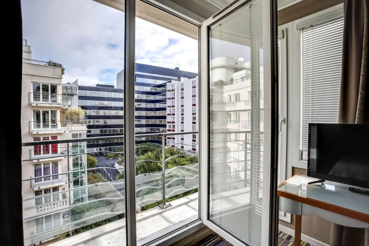 Guestready - Studio Cosy Pres Du Metro Issy-les-Moulineaux Bagian luar foto