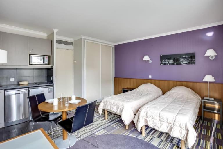 Guestready - Studio Cosy Pres Du Metro Issy-les-Moulineaux Bagian luar foto